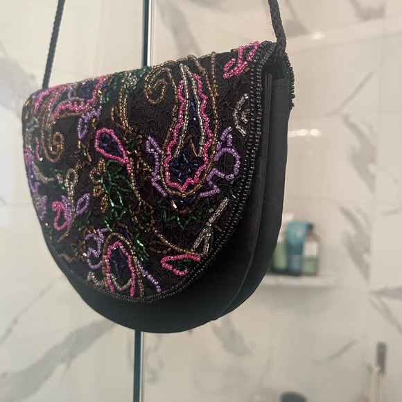 Vintage nicer 🧡quality gala evening bag black satin with jewel tone beading🖤💚 - Picture 12 of 16